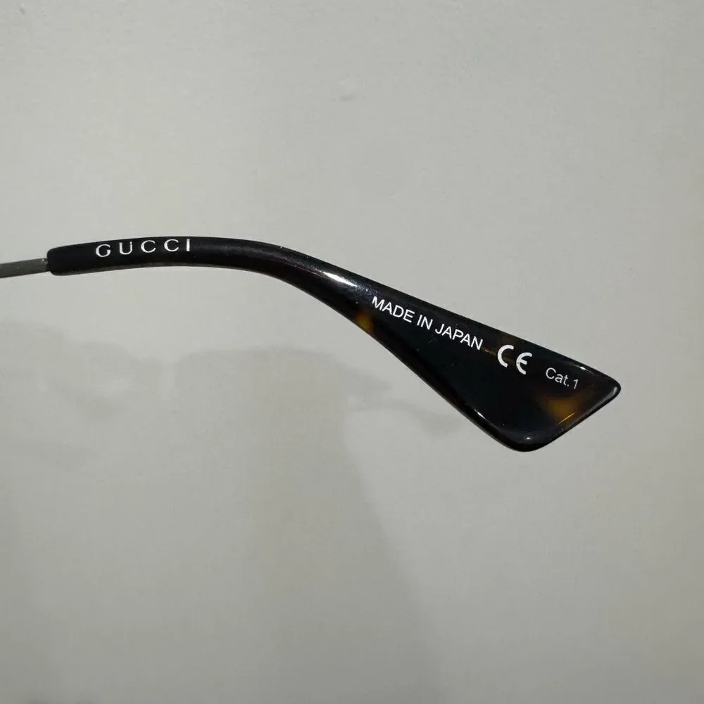 GUCCI Unisex Aviator sunglasses